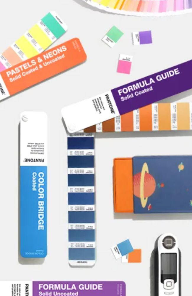 pantone-colour-guides